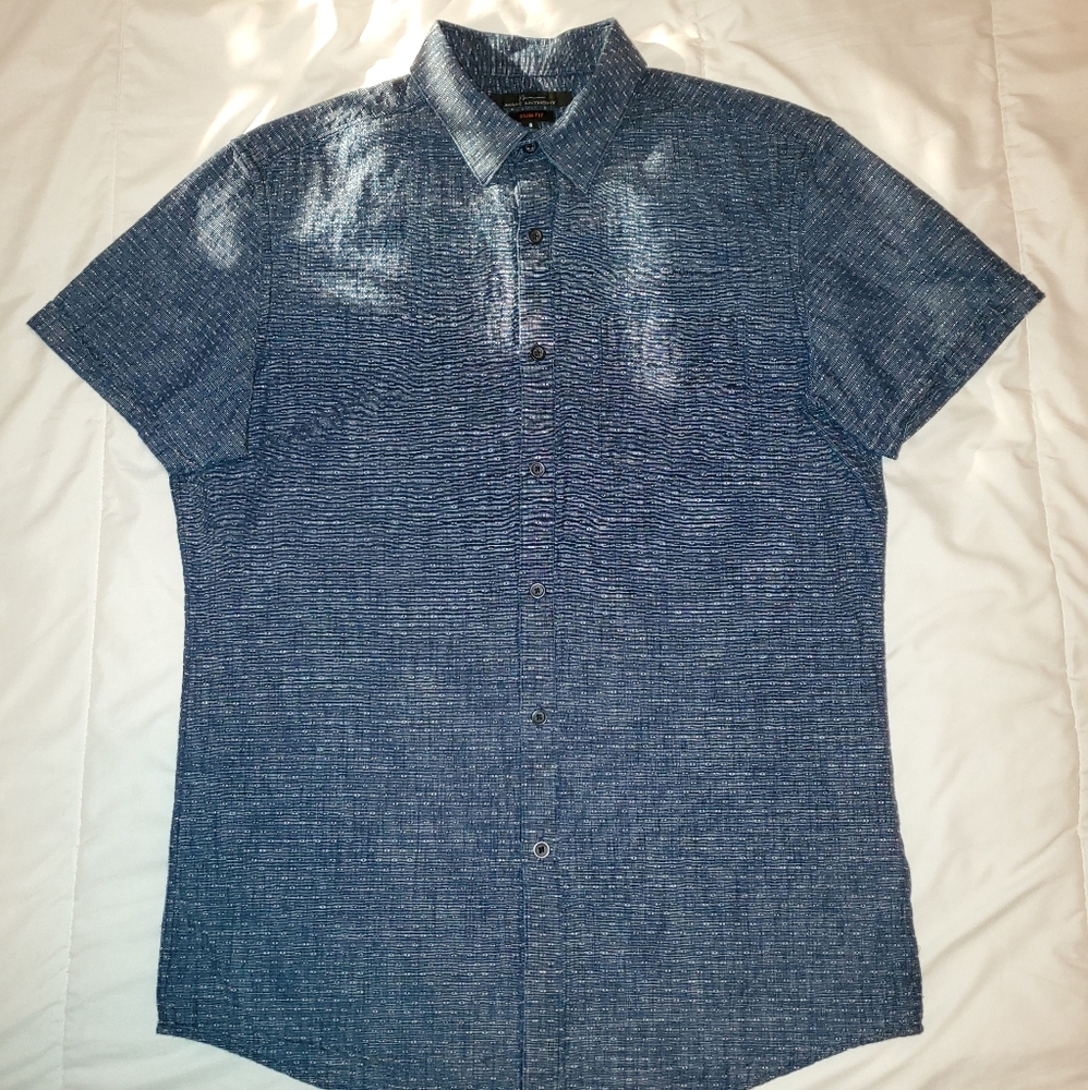 Elegant Marc Anthony button up short sleeve